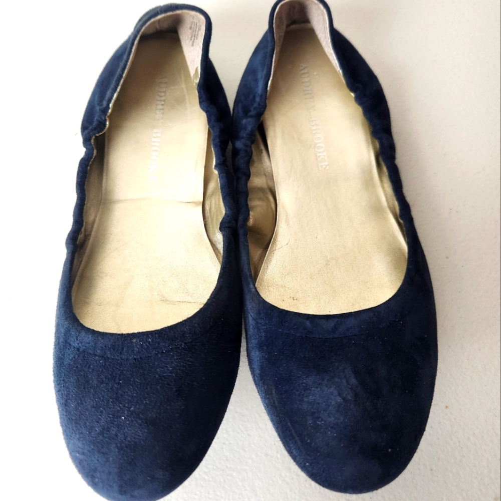 Audrey Brooke Lydia Suede Flat Blue Womens 7.5